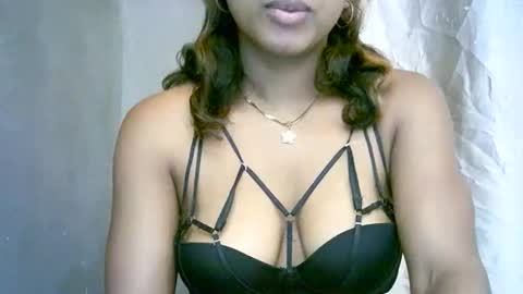 Snapshot of bellibellah chatting on 03.09.26 BelliBellah online show from 03.09.26