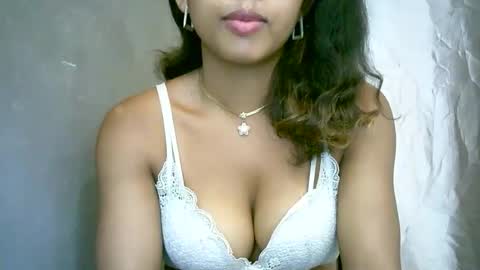 Snapshot of bellibellah chatting on 04.11.26 BelliBellah online show from 04.11.26