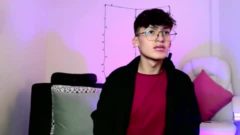 Neon online show from 11.05.25