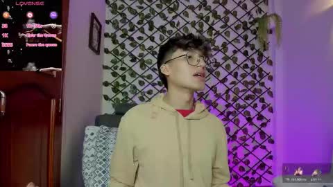 Neon online show from 12.18.25