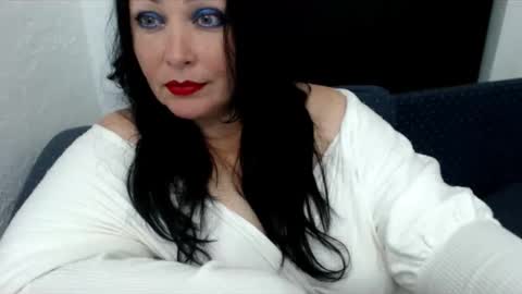 Snapshot of beluckynow chatting on 05.27.26 beluckynow online show from 05.27.26