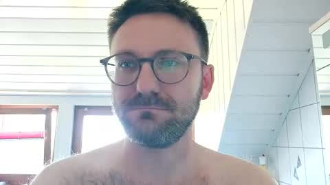 ben00189 online show from 05.25.26