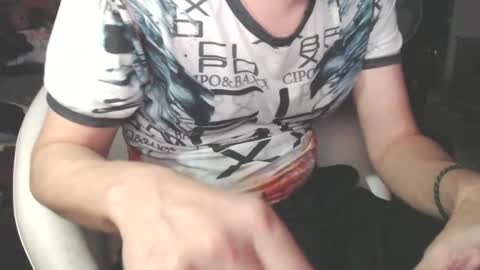 benijamin online show from 12.15.24