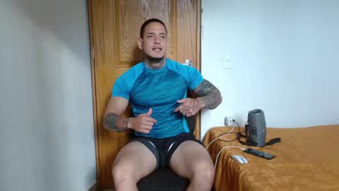 Snapshot of benjamin_isaac chatting on 01.24.25 benjamin_isaac online show from 01.24.25