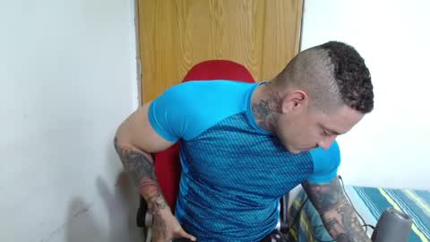 Snapshot of benjamin_isaac chatting on 09.13.25 benjamin_isaac online show from 09.13.25