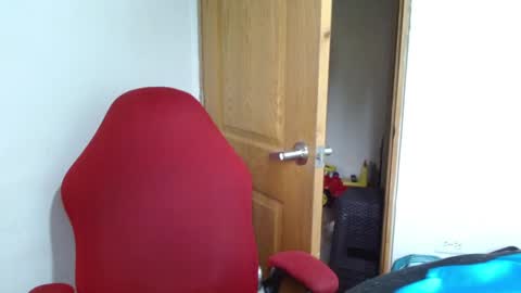 Snapshot of benjamin_isaac chatting on 12.03.25 benjamin_isaac online show from 12.03.25