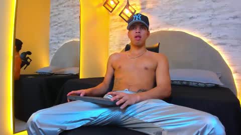 BENJAMIN online show from 09.18.25