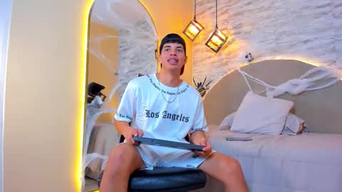 BENJAMIN online show from 10.28.25