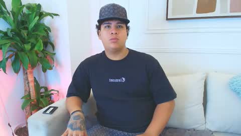 bennett_alejoo online show from 11.04.25