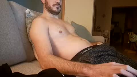 Snapshot of benoitgmx12 chatting on 01.23.25 benoitgmx12 online show from 01.23.25