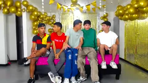 benz boys online show from 01.11.25