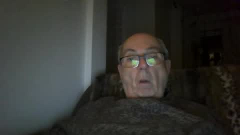 Snapshot of bernard1102 chatting on 11.16.25 bernard1102 online show from 11.16.25