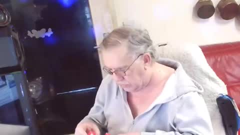 Snapshot of best127 chatting on 03.03.25 jean online show from 03.03.25