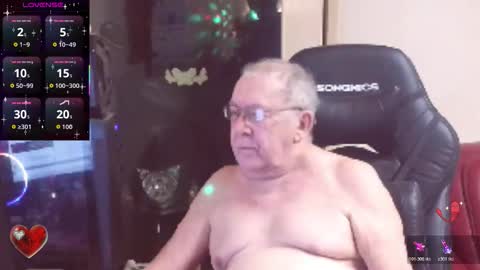 Snapshot of best127 chatting on 02.22.26 jean online show from 02.22.26