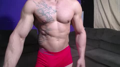 Snapshot of bestmuscle chatting on 02.14.25 bestmuscle online show from 02.14.25