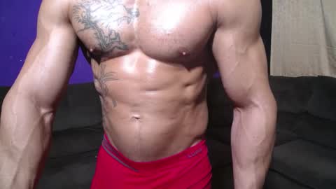 Snapshot of bestmuscle chatting on 02.26.25 bestmuscle online show from 02.26.25