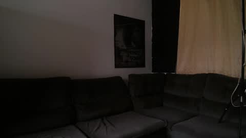 Snapshot of bestmuscle chatting on 09.19.25 bestmuscle online show from 09.19.25