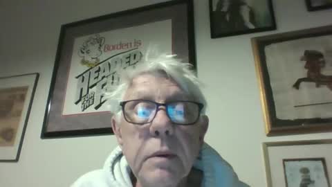 Snapshot of bestshot1951 chatting on 02.24.26 bestshot1951 online show from 02.24.26