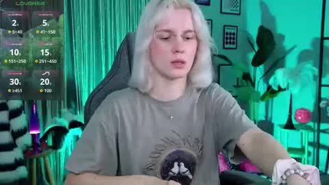 Snapshot of bethanycloud chatting on 06.23.26 Bethany online show from 06.23.26