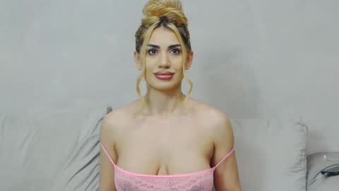 bethierusse online show from 01.12.25