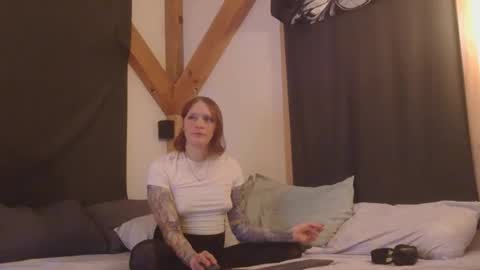 Betsy online show from 12.18.25