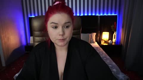 Snapshot of betttydark chatting on 02.01.25 betttydark online show from 02.01.25