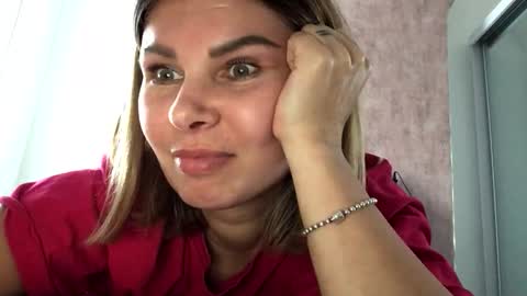 Snapshot of betty199175798 chatting on 10.20.25 betty199175798 online show from 10.20.25