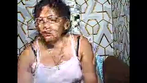 betty_83 online show from 04.12.26