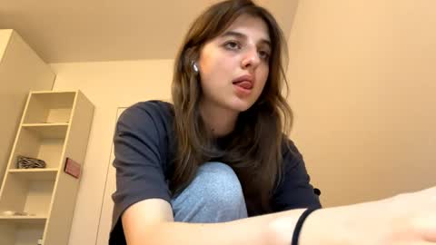 Lina online show from 05.17.26