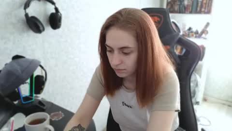 beverly_yay online show from 04.30.26