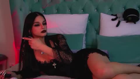 Beverly online show from 11.25.25