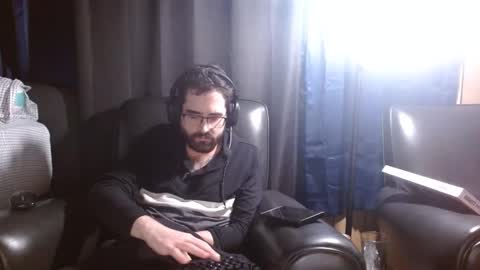 Snapshot of bexysarker chatting on 12.27.24 BexySarker online show from 12.27.24