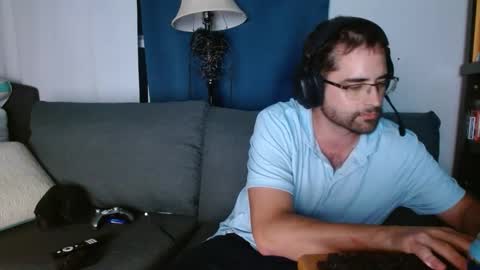 Snapshot of bexysarker chatting on 09.18.25 BexySarker online show from 09.18.25