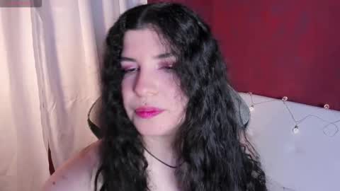 Snapshot of beyondsteel chatting on 11.18.25 beyondsteel online show from 11.18.25