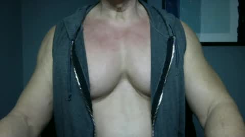 BGDKMUSCLEGUY - SELECTED BY CHATURBATE AS A TOP BROADCASTER FOR 2023 online show from 12.23.24