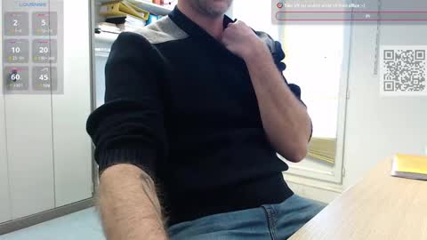 My name is David and if you like public exhibitions you wont be disappointed with me LoL - My favorite vibes is 44  online show from 02.03.25