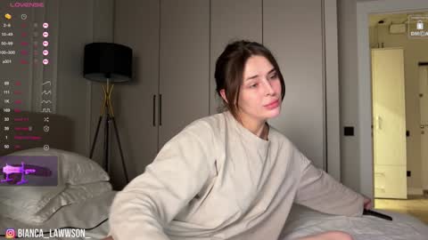 Snapshot of bianca_lawwson_ chatting on 12.08.24 Bianca online show from 12.08.24