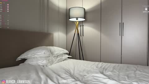 Snapshot of bianca_lawwson_ chatting on 01.11.25 Bianca online show from 01.11.25