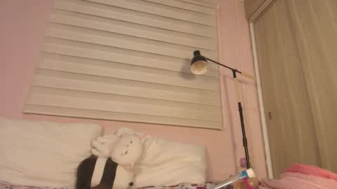 biancaa__18 online show from 12.15.25