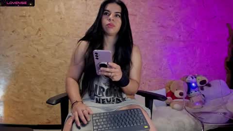 Biancastrong.. IGThebiancastrong online show from 03.04.25