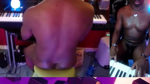 Snapshot of bicepsandfrot chatting on 02.15.26 BicepsandFrot online show from 02.15.26