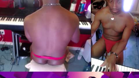 Snapshot of bicepsandfrot chatting on 02.25.26 BicepsandFrot online show from 02.25.26