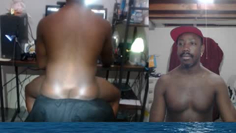 Snapshot of bicepsandfrot chatting on 04.11.26 BicepsandFrot online show from 04.11.26