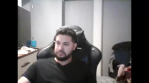 Snapshot of big_latin_boy_full_cum chatting on 12.16.24 latinBoyHuge online show from 12.16.24