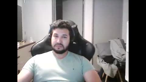 Snapshot of big_latin_boy_full_cum chatting on 12.23.24 latinBoyHuge online show from 12.23.24