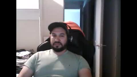 Snapshot of big_latin_boy_full_cum chatting on 09.23.25 latinBoyHuge online show from 09.23.25