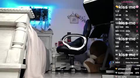 Lava online show from 02.25.25