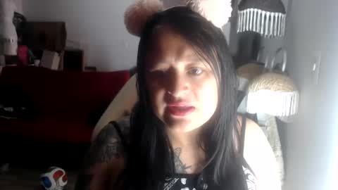 Snapshot of bigass_hot1 chatting on 04.22.26 KATERINE online show from 04.22.26