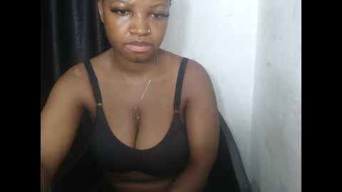 Snapshot of bigassdrip chatting on 04.01.26 bigassdrip online show from 04.01.26