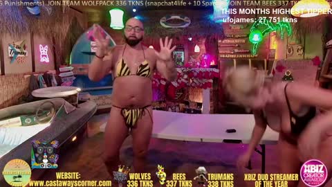 Snapshot of bigbananamilfshake chatting on 12.10.24 Mya and Angelo online show from 12.10.24